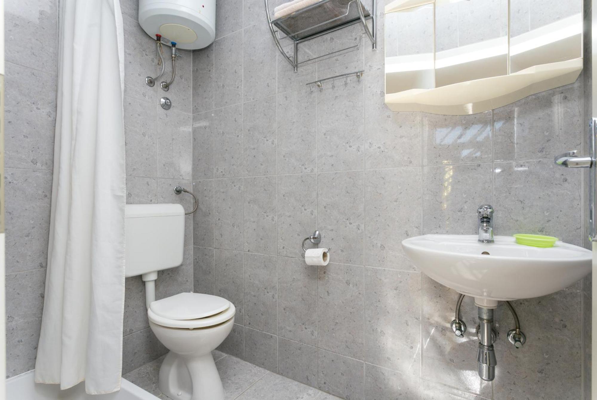Apartments By The Sea Podaca, Makarska - 2783 Bagian luar foto